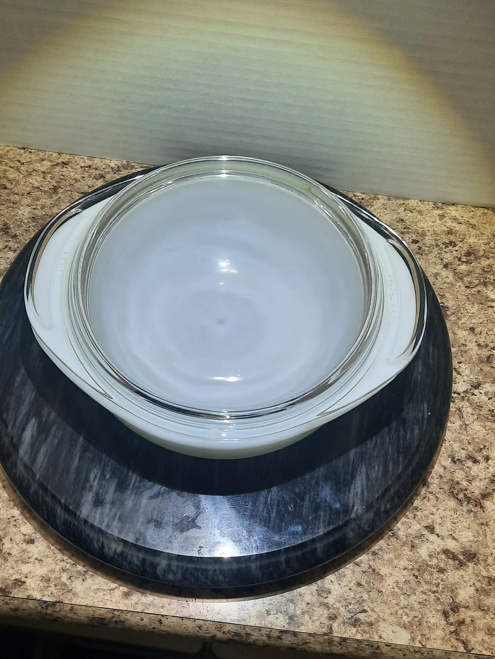 Pyrex White Opal 022 Casserole Dish